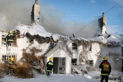 Classic Dartmoor pub in North Bovey gutted in blaze