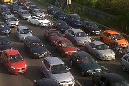 Motorists warned of heavy weekend traffic
