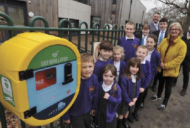 Life saving heart start kit installed at school