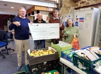 Tennis club raises £500