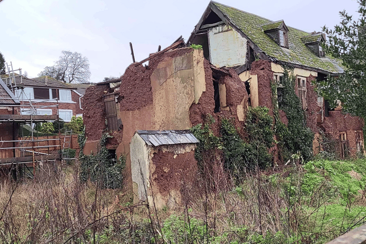  The sorry state of the Grade II building last week