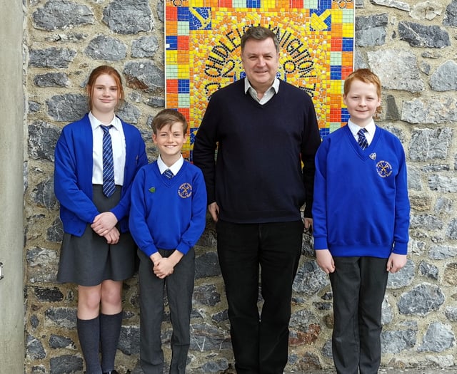 Chudleigh Knighton pupils quiz Minister