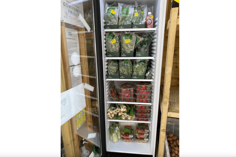 Totnes community champion fills Ashburton Community Fridge