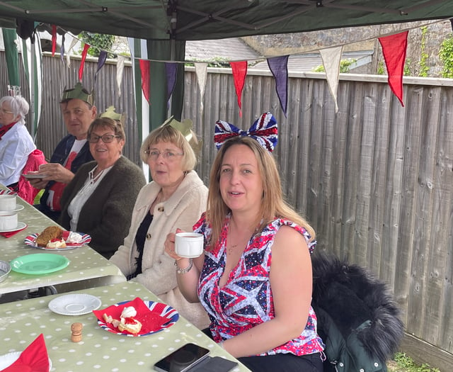 King Charles' flying visit to Coronation tea party