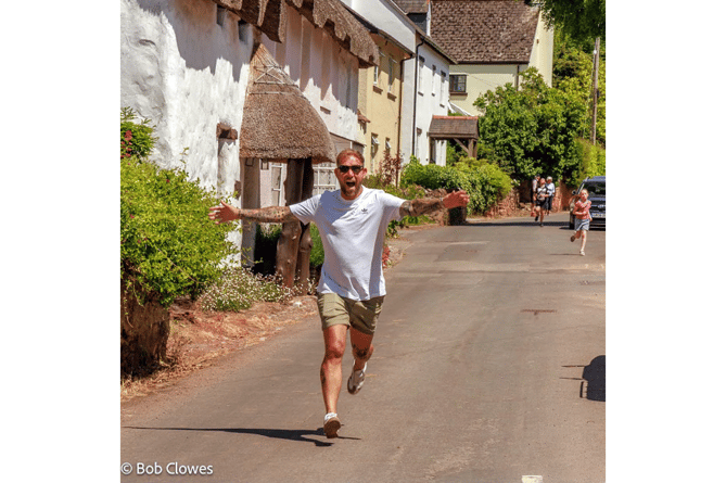 Picture Special - Stokeinteignhead Fuzzy Dee Fun Run and Dog Show