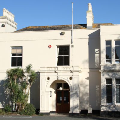 Manor House in Dawlish closed due to 'structural issues'