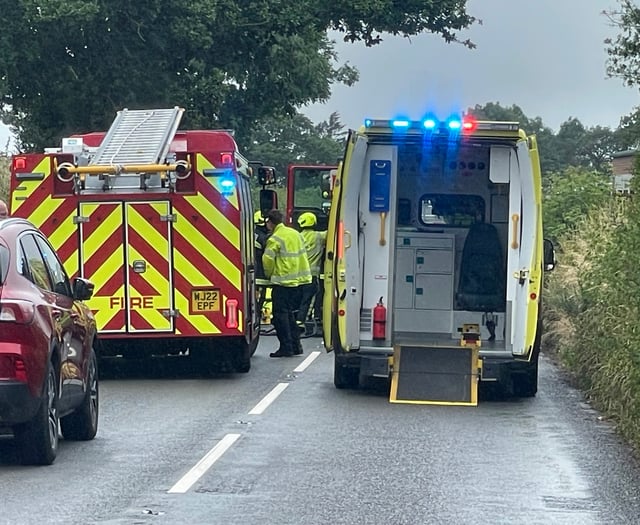 Serious road accident closes A377 near Crediton
