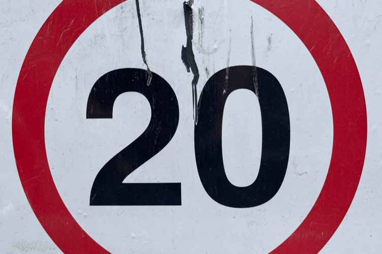 20mph stock image 