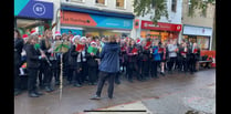 South Dartmoor gives carol service in Newton Abbot town centre