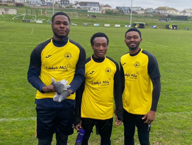 Mental health nurses at Langdon Hospital play with Dawlish United FC 