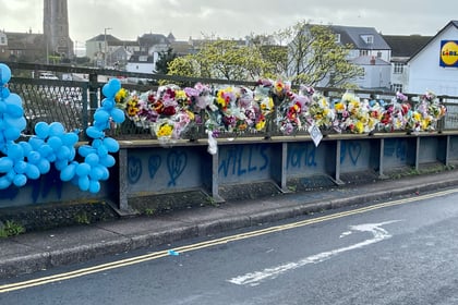 Poignant tributes left after Teignmouth railway death