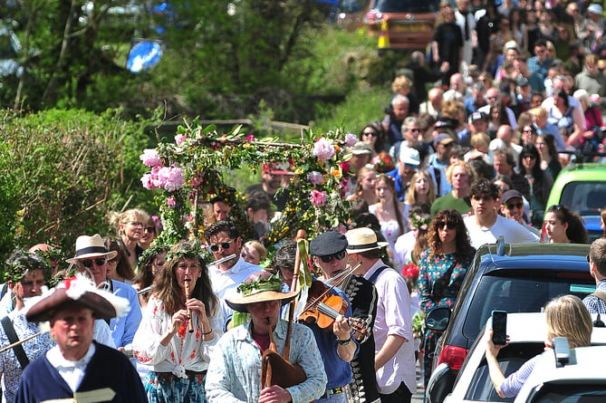 Lustleigh May Day celebrations