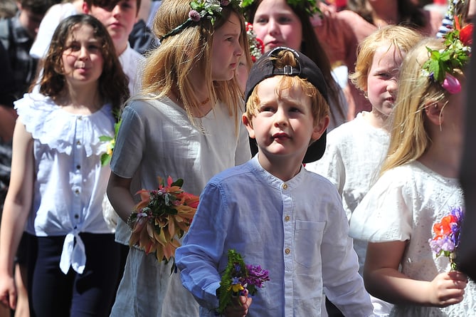 Lustleigh May Day celebrations