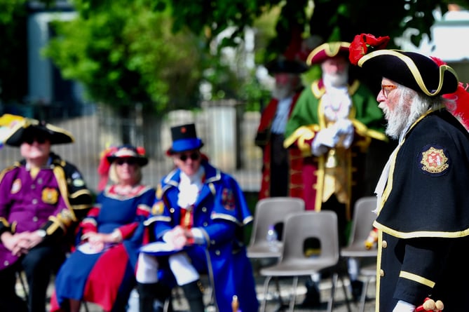 The inaugural  Kingsteignton Town Crier Competition