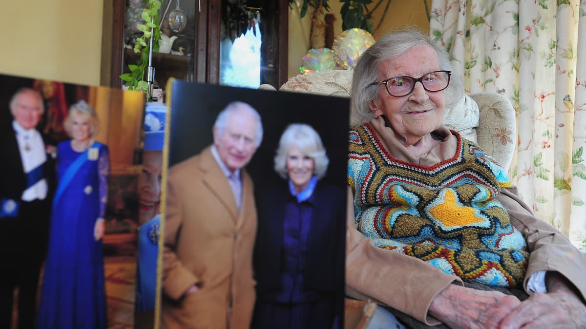 Teignbridge's oldest resident celebrates 107th birthday | middevonadvertiser.co.uk - Mid
