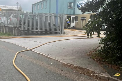 Teignbridge firefighters tackle industrial blaze