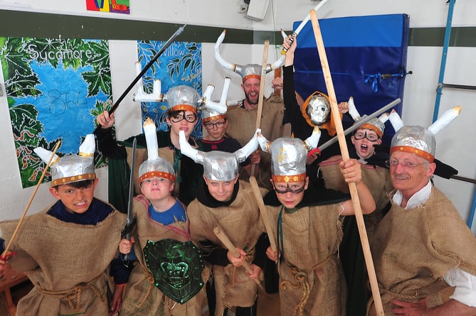 Chudleigh Carnival. 1st Chudleigh Scout vikings in search of a longboat