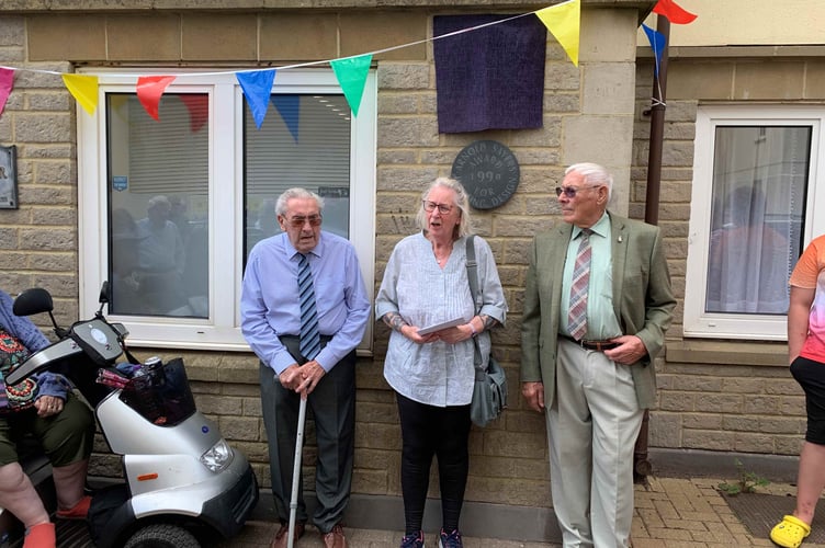 Jane Shaddick, granddaughter of Francis Morgan Giles and director and archivist of the Morgan Giles Heritage Project, speaks at the unveiling of the blue plaque