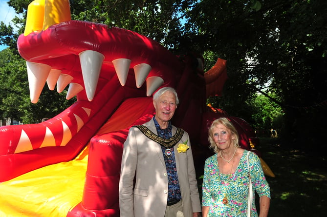 Kingsteignton Community Festival.  Here be dragons. Kingsteignton mayor and mayoress Ron and June  Peart