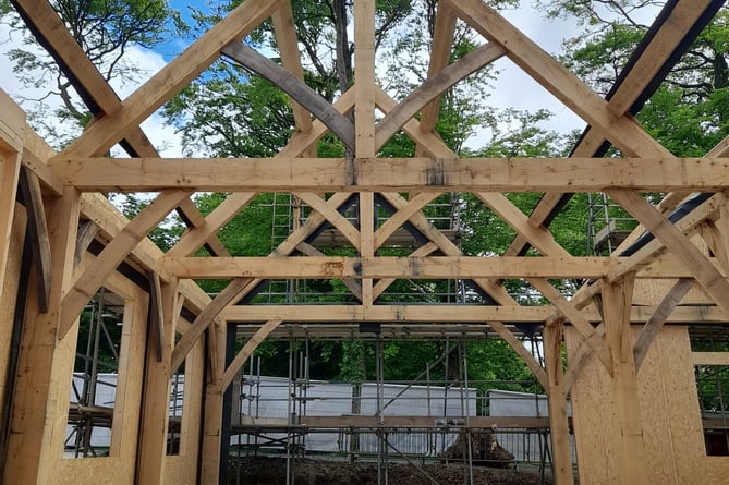 Carpenter Oak Build work on Glebe House Cottages