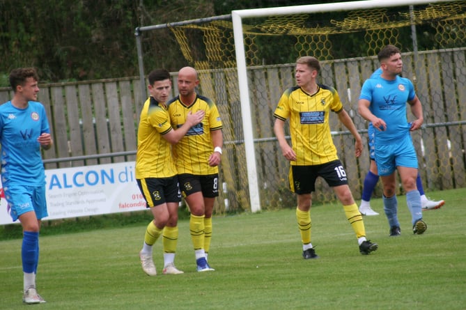 Football. Buckland Athletic versus Saltash United