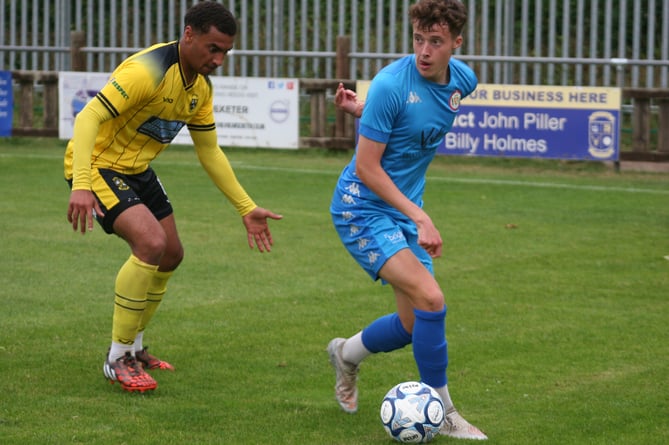 Football. Buckland Athletic versus Saltash United