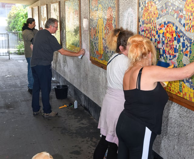 Artists brush off graffiti vandalism