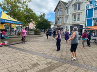 Flash mob Zumba boosts Alice Cross