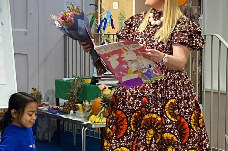 Author Sarah McIntyre with children at All Saints Marsh CofE Academy. 