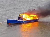 Ferry alight in Starcross