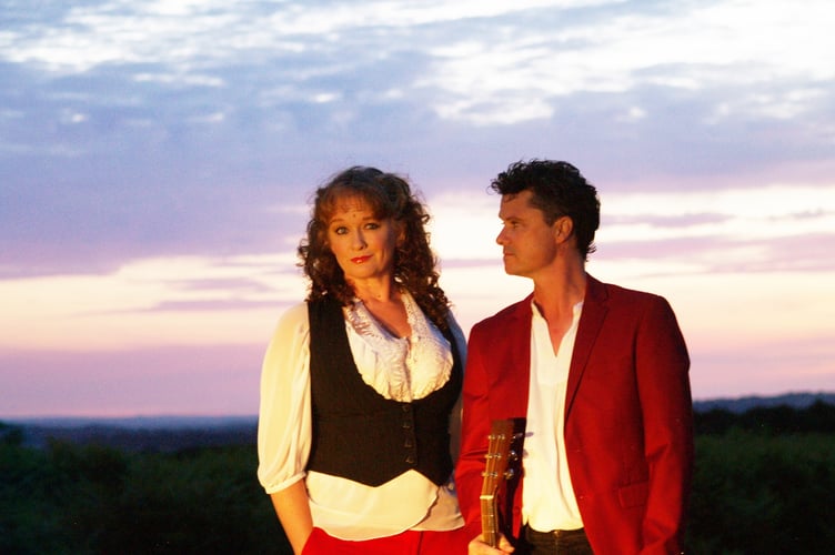 Kathryn Roberts and  Sean Lakeman