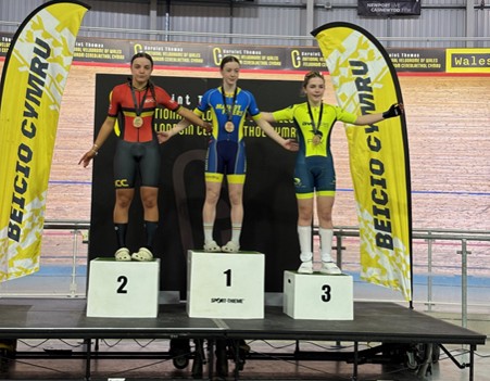 MDCC rider Lauren Fox on the left of the podium